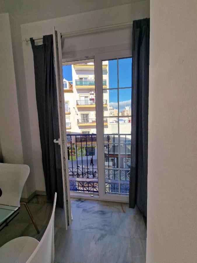3 Rooms Con Parking Y Terraza En C Marmoles Malaga Exterior photo